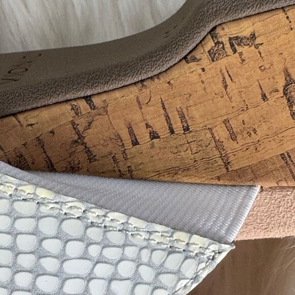 Vionic Leticia Women's Sandals Embossed Lizard Print Wedge Slide Size 6 - Picture 5 of 6